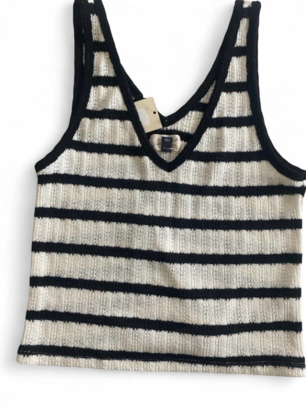 NWT Universal Thread Striped Knit V-Neck Tank Top in Black & Cream